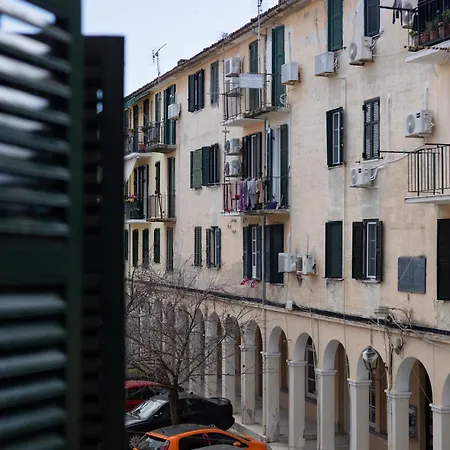 Апартаменты Lisa's Downtown *