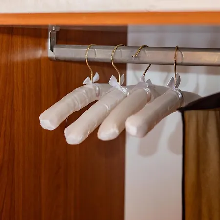 Lisa's Downtown Апартаменты Corfu (city)